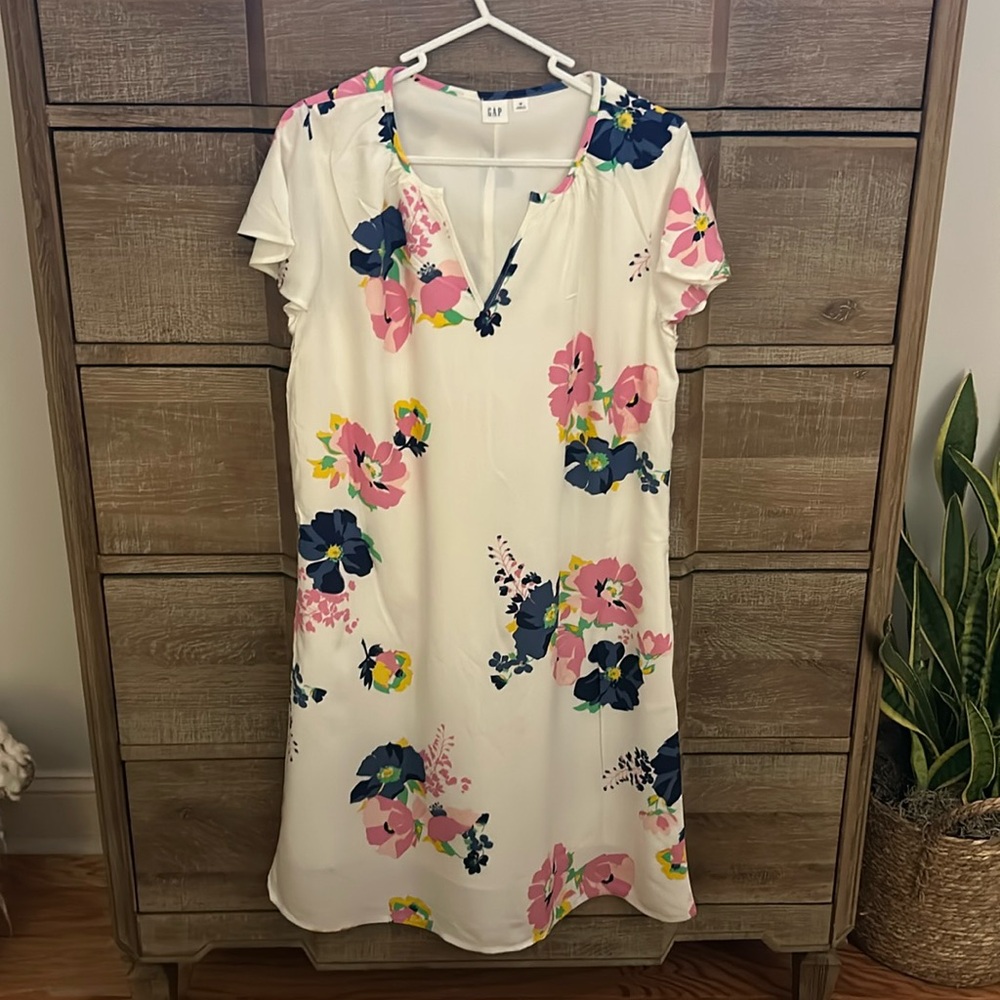 Gap Pink & Blue Floral Shift T-shirt Dress
